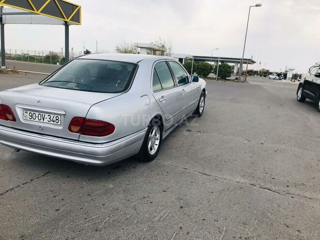 Mercedes E 230 1996, 70,000 km - 2.3 l - Bakı