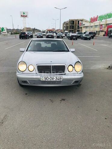 Mercedes E 230 1996, 70,000 km - 2.3 l - Bakı
