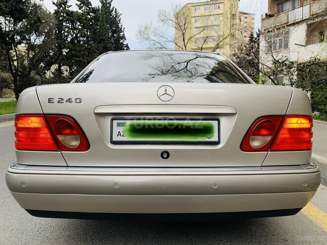Mercedes E 240 1998, 264,300 km - 2.4 л - Bakı