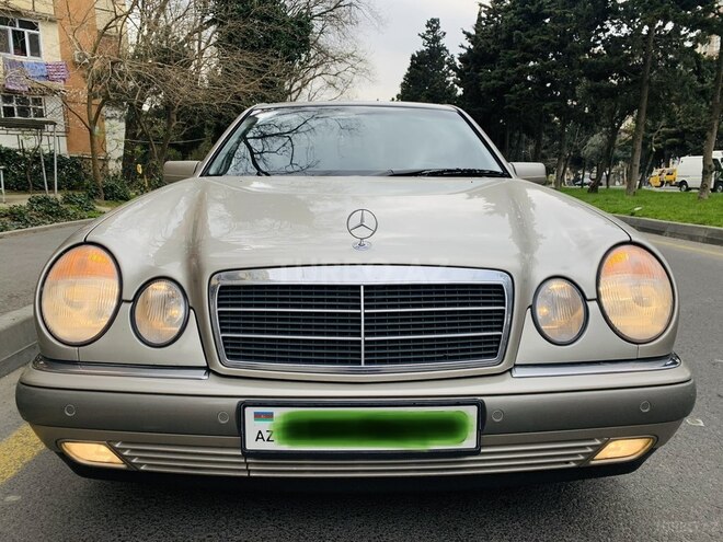 Mercedes E 240 1998, 264,300 km - 2.4 л - Bakı