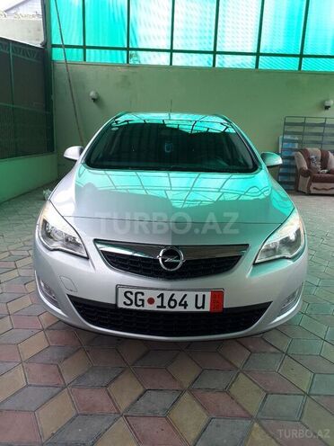 Opel Astra 2011, 155,000 km - 1.3 л - Bərdə