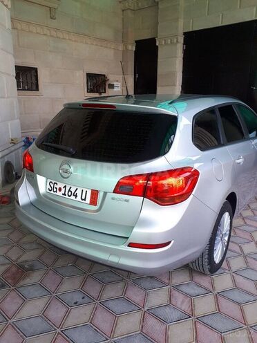 Opel Astra 2011, 155,000 km - 1.3 л - Bərdə