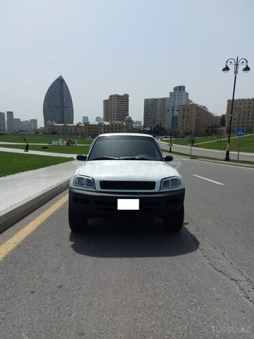 Toyota RAV4 1995, 150,000 km - 2.0 l - Bakı