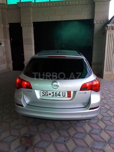 Opel Astra 2011, 155,000 km - 1.3 л - Bərdə