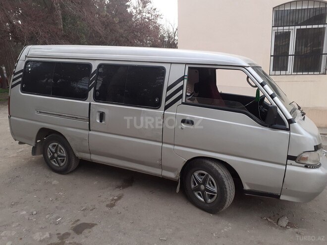 Hyundai H 100 1998, 579,786 km - 2.5 l - Gəncə