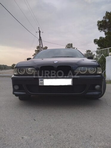 BMW 528 1997, 307,000 km - 2.8 l - Naftalan