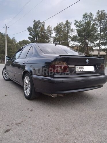 BMW 528 1997, 307,000 km - 2.8 l - Naftalan