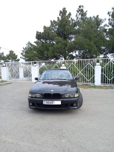 BMW 528 1997, 307,000 km - 2.8 l - Naftalan
