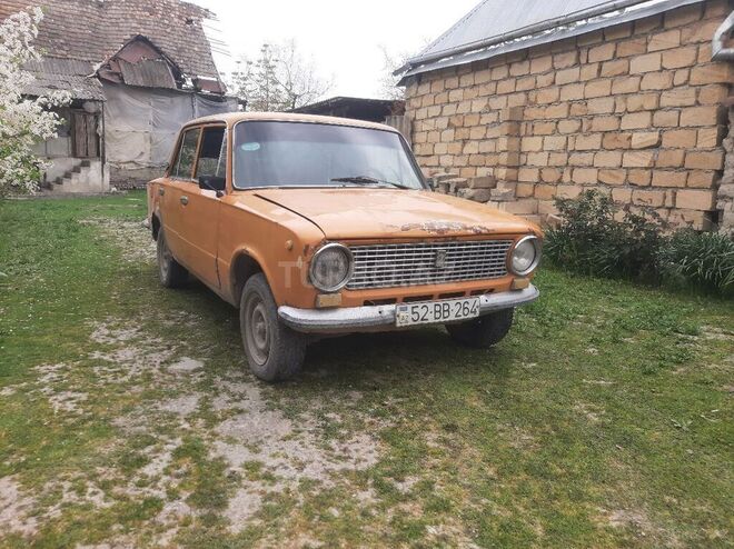 LADA (VAZ) 21013 1982, 300,000 km - 1.5 л - Göyçay