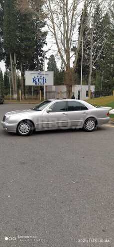 Mercedes E 240 2000, 274,500 km - 2.4 l - Mingəçevir