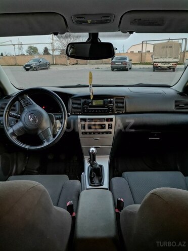 Toyota Corolla 2005, 276,000 km - 1.4 l - Bakı