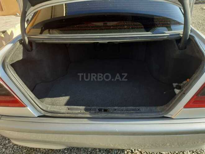 Mercedes C 220 1997, 300,000 km - 2.2 l - Biləsuvar