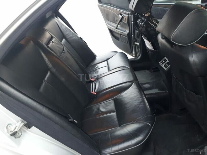 Mercedes E 280 2000, 185,000 km - 2.8 l - Bakı