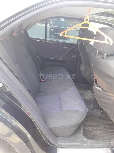 Mercedes E 240 2001, 298,000 km - 2.6 l - Bakı