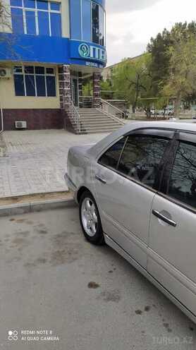 Mercedes E 280 1999, 250,000 km - 2.8 l - Sumqayıt