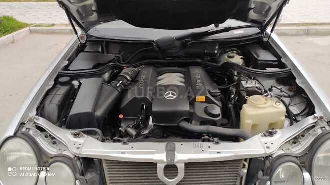 Mercedes E 280 1999, 250,000 km - 2.8 l - Sumqayıt