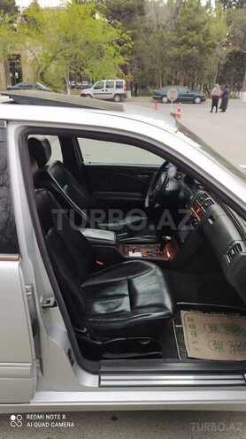 Mercedes E 280 1999, 250,000 km - 2.8 l - Sumqayıt