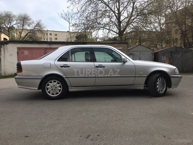 Mercedes C 220 1998, 350,000 km - 2.2 l - Bakı