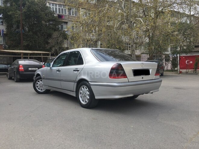 Mercedes C 220 1998, 350,000 km - 2.2 l - Bakı