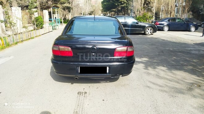 Opel Omega 1994, 315,000 km - 2.5 l - Bakı