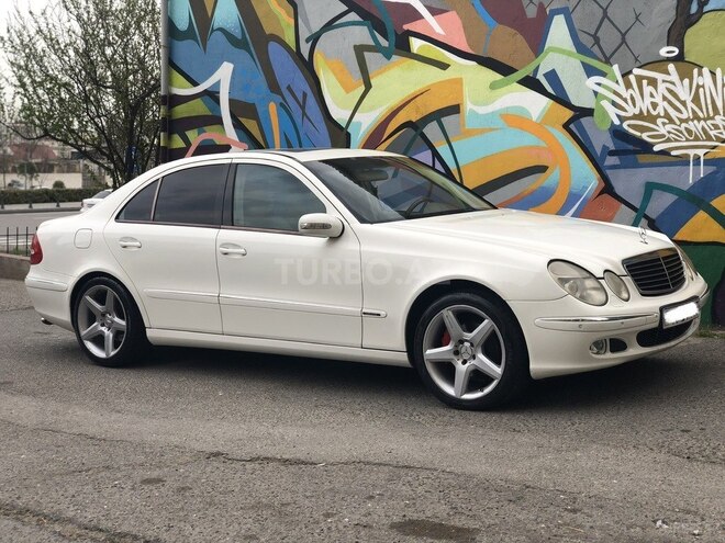 Mercedes E 240 2004, 290,000 km - 2.6 l - Ağsu