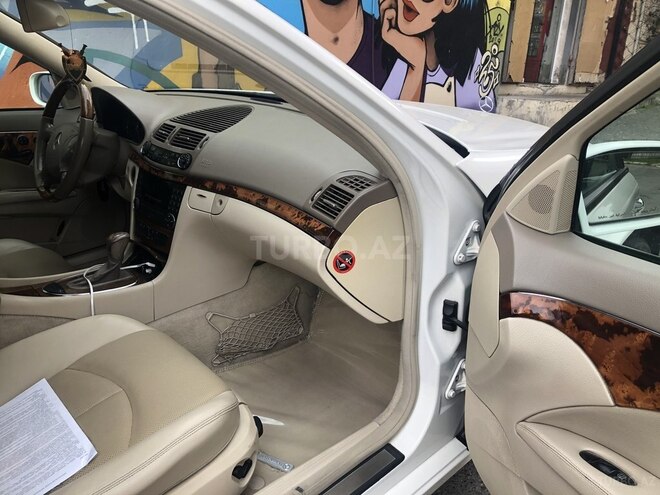 Mercedes E 240 2004, 290,000 km - 2.6 l - Ağsu