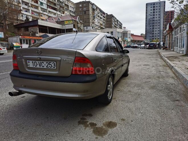Opel Vectra 1996, 375,000 km - 2.0 l - Bakı