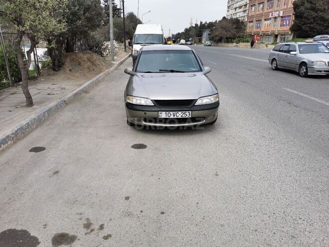 Opel Vectra 1996, 375,000 km - 2.0 l - Bakı