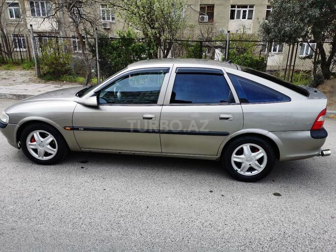 Opel Vectra 1996, 375,000 km - 2.0 l - Bakı