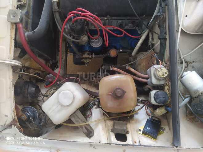 LADA (VAZ) 2106 1988, 100,000 km - 1.6 l - Salyan