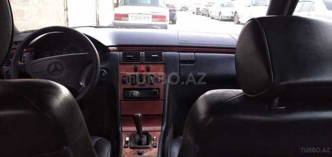 Mercedes E 200 1996, 430,000 km - 2.0 л - Bakı