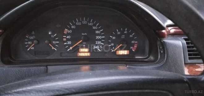 Mercedes E 200 1996, 430,000 km - 2.0 л - Bakı