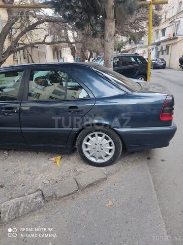 Mercedes C 220 2000, 375,000 km - 2.2 л - Bakı