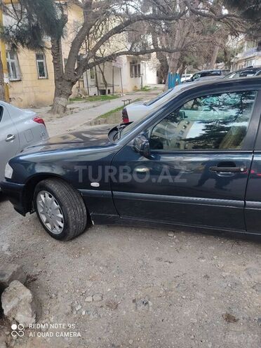 Mercedes C 220 2000, 375,000 km - 2.2 л - Bakı