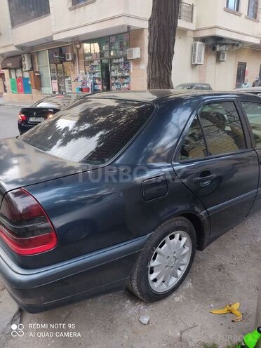 Mercedes C 220 2000, 375,000 km - 2.2 л - Bakı