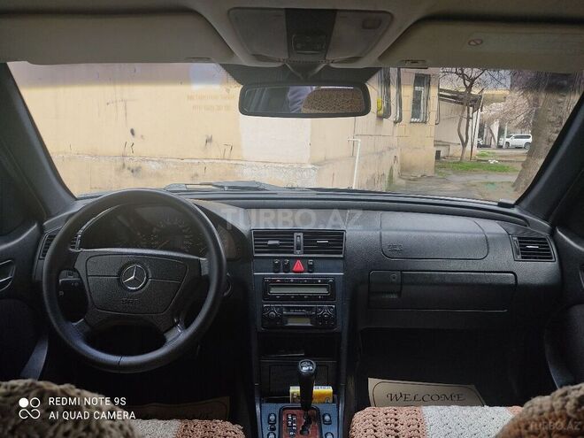 Mercedes C 220 2000, 375,000 km - 2.2 л - Bakı