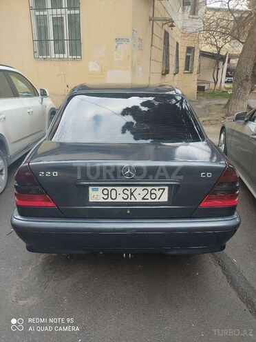 Mercedes C 220 2000, 375,000 km - 2.2 л - Bakı
