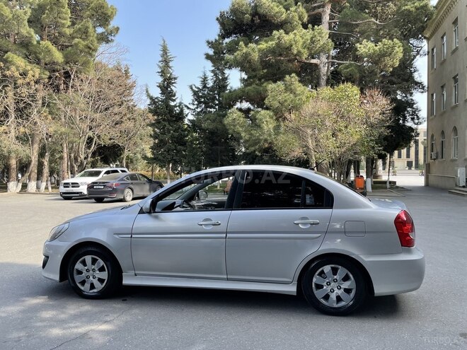 Hyundai Accent 2009, 120,000 km - 1.5 l - Sumqayıt