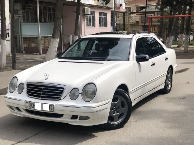 Mercedes E 240 2000, 390,000 km - 2.4 l - Bakı