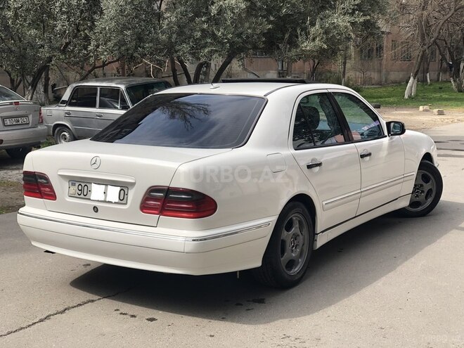 Mercedes E 240 2000, 390,000 km - 2.4 l - Bakı