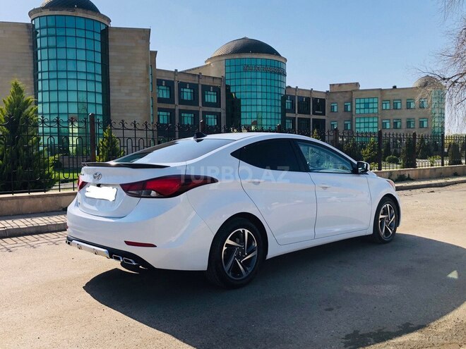 Hyundai Elantra 2015, 81,500 km - 1.8 л - Cəlilabad