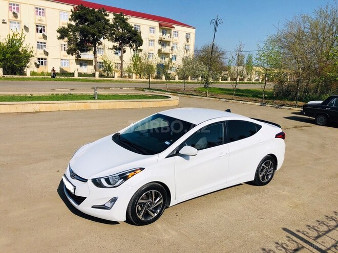 Hyundai Elantra 2015, 81,500 km - 1.8 л - Cəlilabad