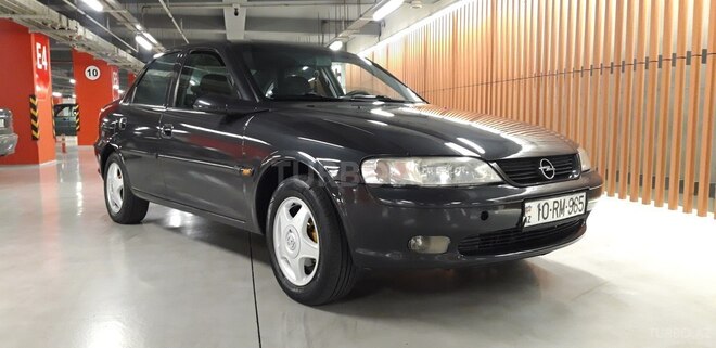 Opel Vectra 1996, 320,000 km - 1.6 л - Gəncə