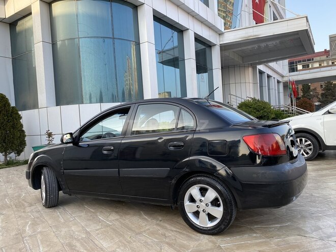 Kia Rio 2006, 252,000 km - 1.6 l - Sumqayıt