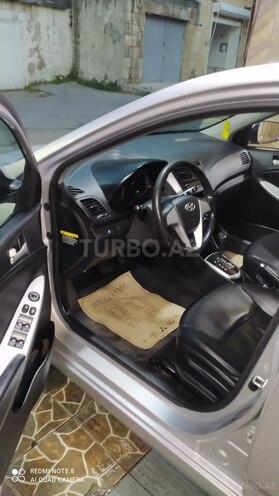 Hyundai Accent 2013, 163,000 km - 1.6 л - Bakı