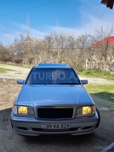 Mercedes C 200 1999, 260,000 km - 2.0 л - Bakı