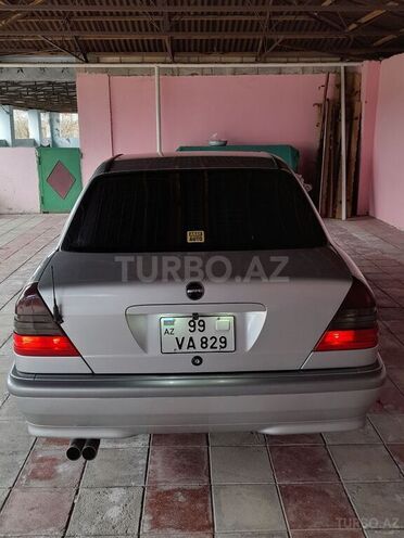 Mercedes C 200 1999, 260,000 km - 2.0 л - Bakı