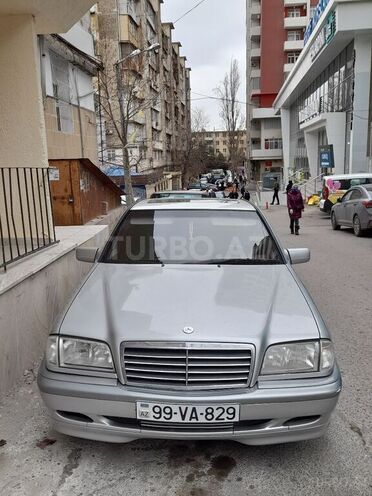 Mercedes C 200 1999, 260,000 km - 2.0 л - Bakı