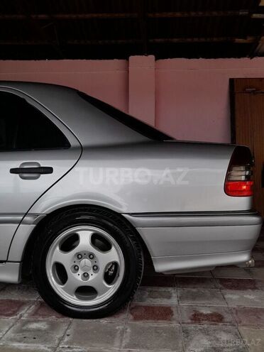 Mercedes C 200 1999, 260,000 km - 2.0 л - Bakı