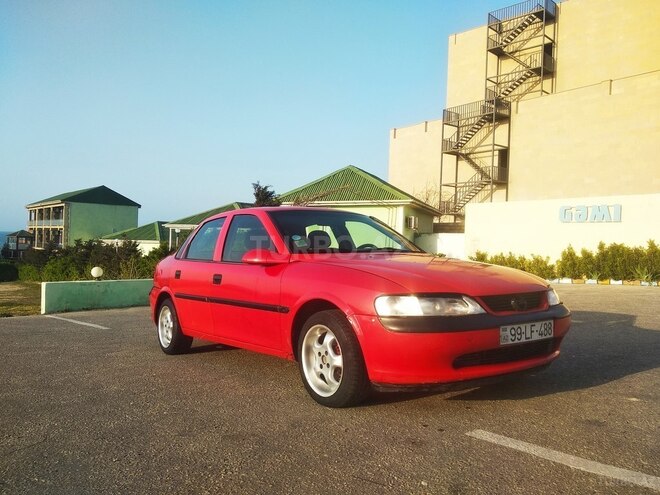 Opel Vectra 1995, 325,644 km - 1.6 л - Sumqayıt